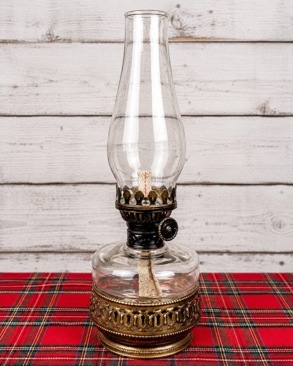 Vintage Lamplight Farms Clear Glass Oil Lamp Ribbed Diamond Block Hurricane